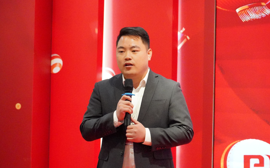 1675566089190401.png 鄭寶龍.png